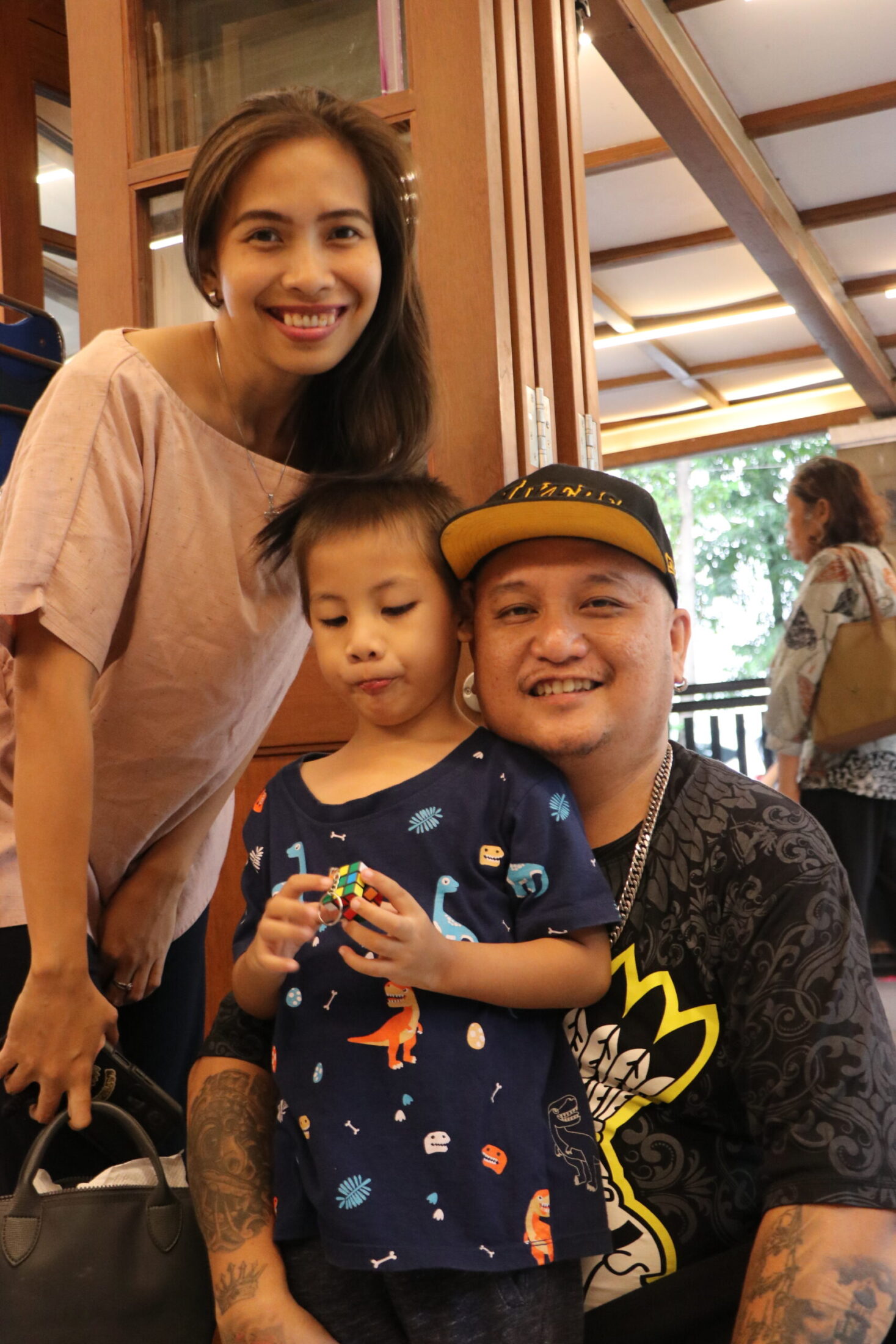 Menjadi Orang Tua Kristen di Era Digital Jakarta: Tantangan dan Panggilan